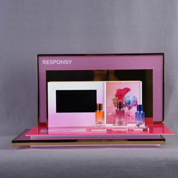 Interactive digital display solution RP014677